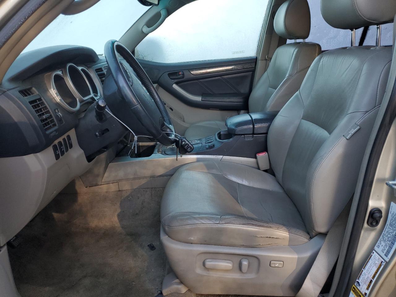 Toyota 4Runner Limited Image 13