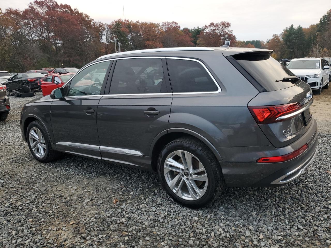 Audi Q7 Premium Plus Image 3