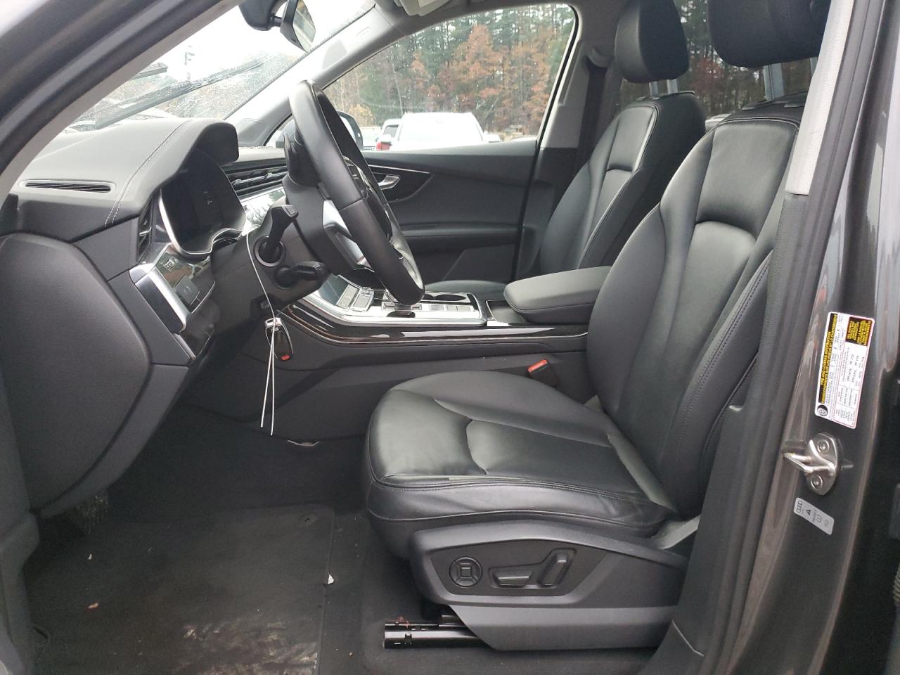 Audi Q7 Premium Plus Image 12