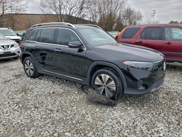 Mercedes-Benz EQB 250+ Image 7