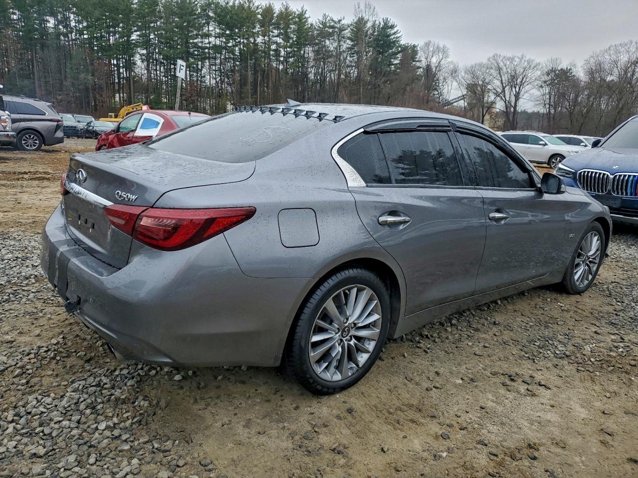 INFINITI Q50 Luxe Image 4
