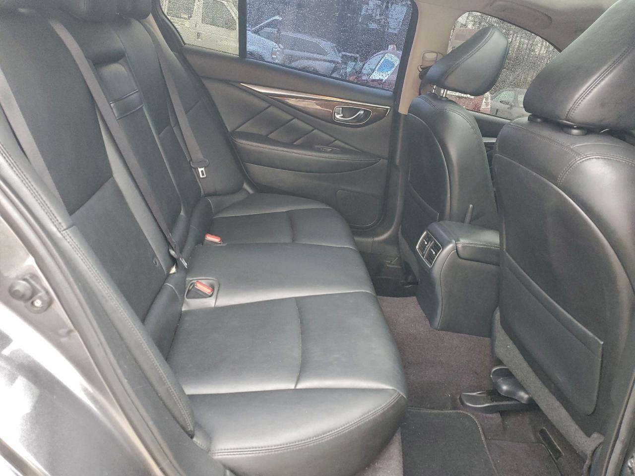 INFINITI Q50 Luxe Image 7