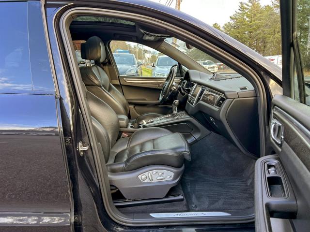 Porsche Macan S Image 7