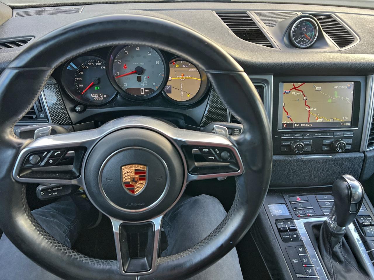 Porsche Macan S Image 3