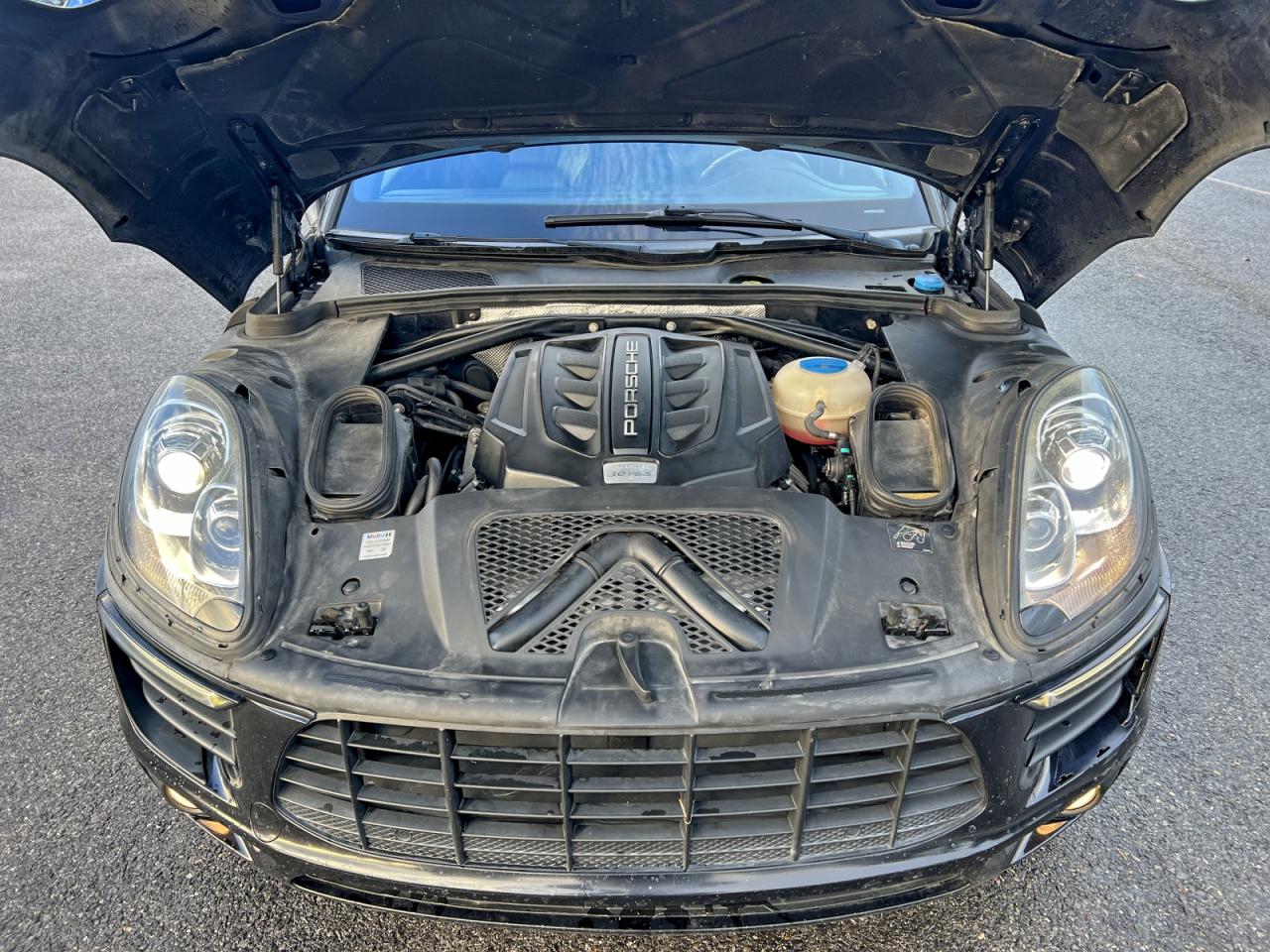 Porsche Macan S Image 6