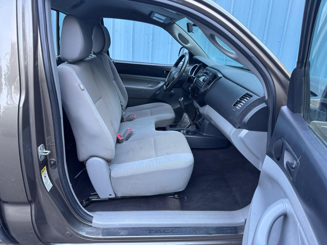 Toyota Tacoma Image 3