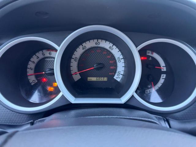 Toyota Tacoma Image 10