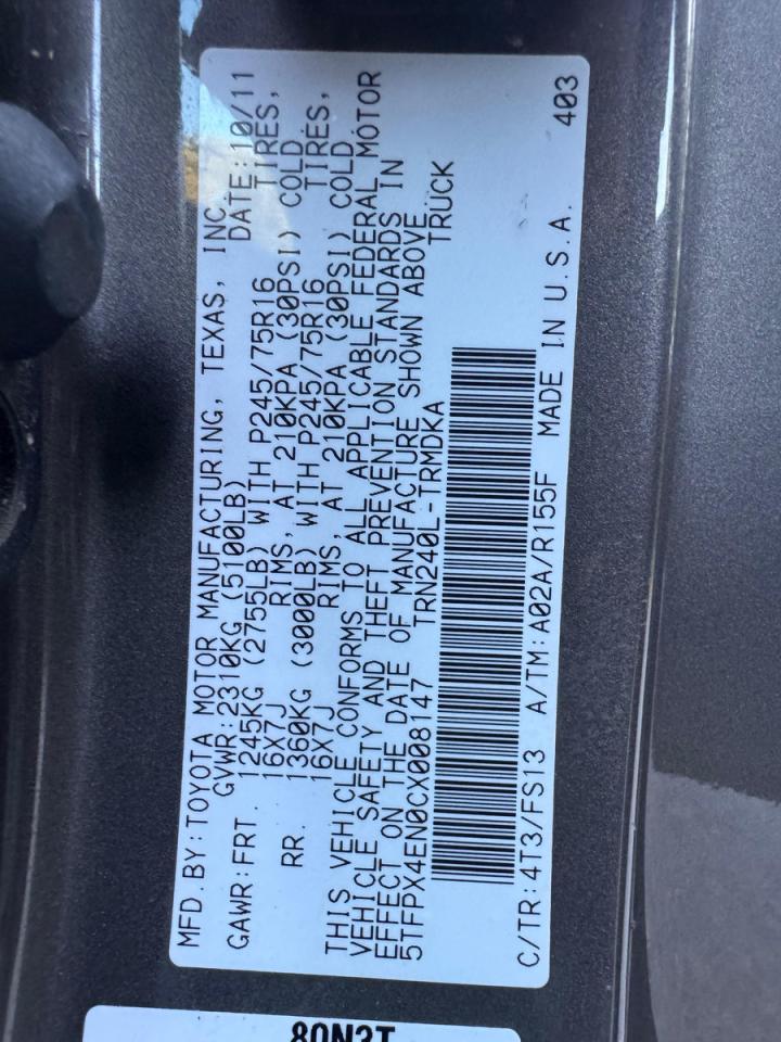 Toyota Tacoma Image 4