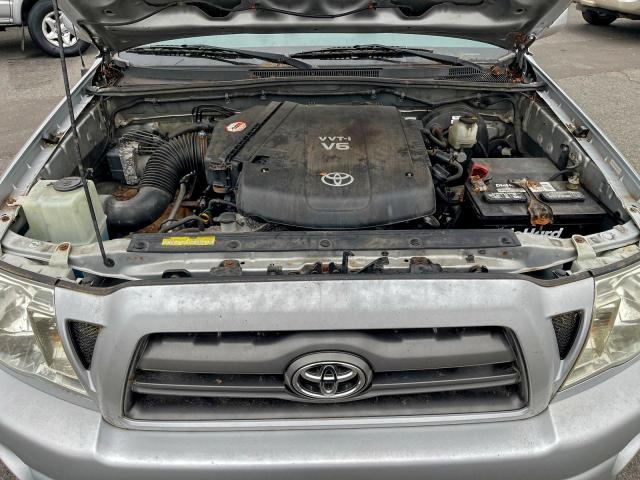 Toyota Tacoma Double Cab Image 6
