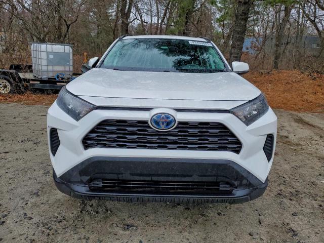 Toyota RAV4 Le Image 3