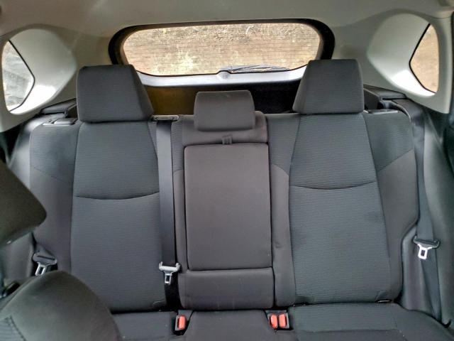 Toyota RAV4 Le Image 12