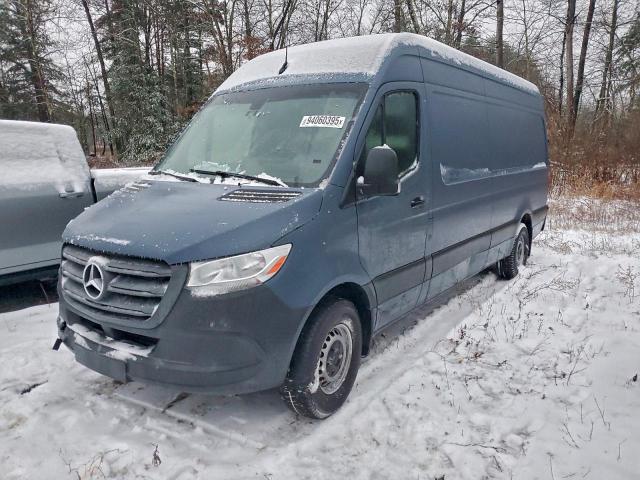  Salvage Mercedes-Benz Sprinter