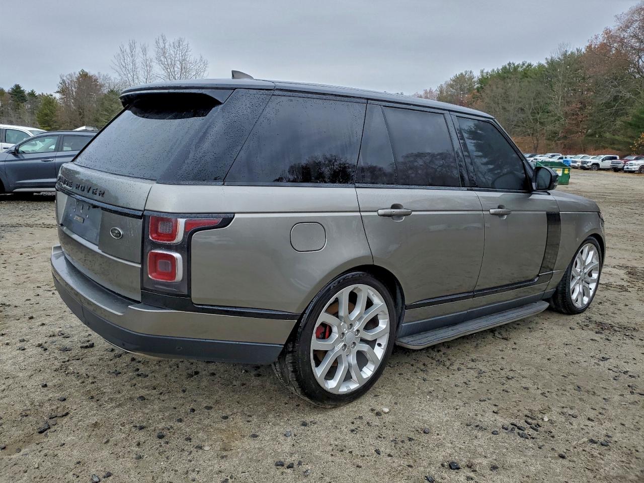 Land Rover Range Rover Supercharged Image 9