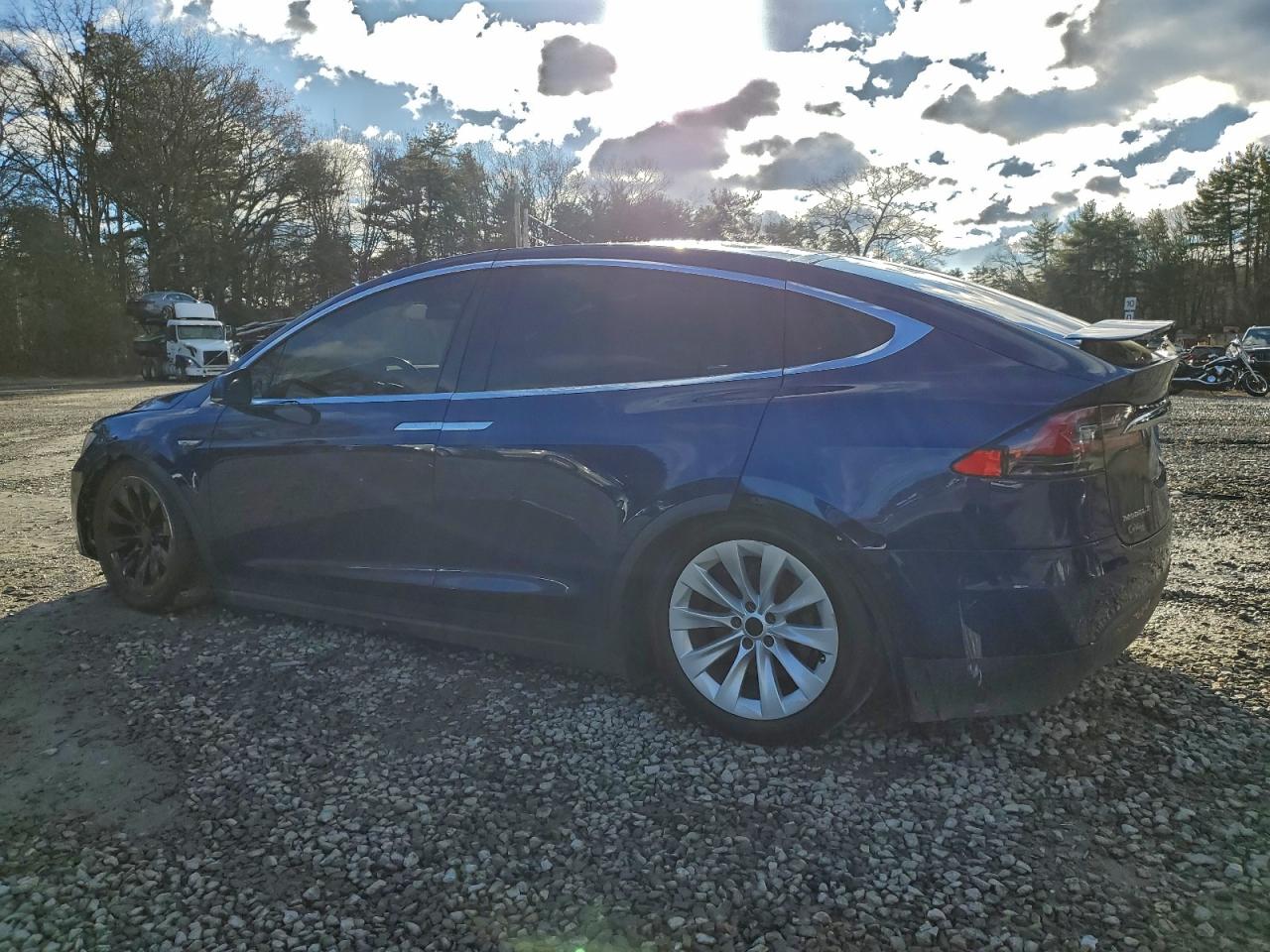 Tesla Model X Image 3