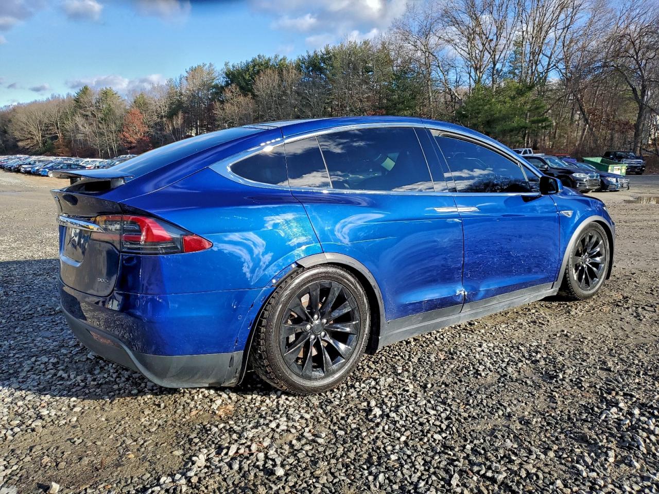 Tesla Model X Image 7
