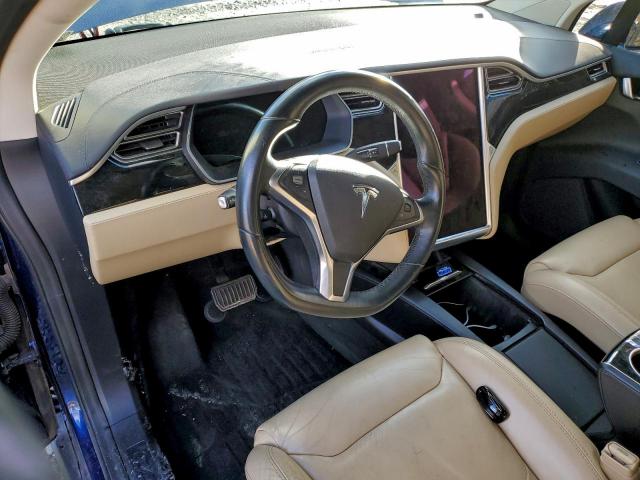 Tesla Model X Image 8