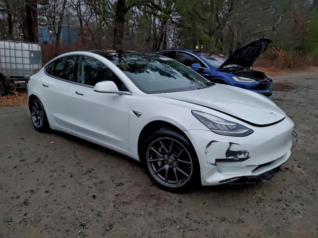 Tesla Model 3 Image 5