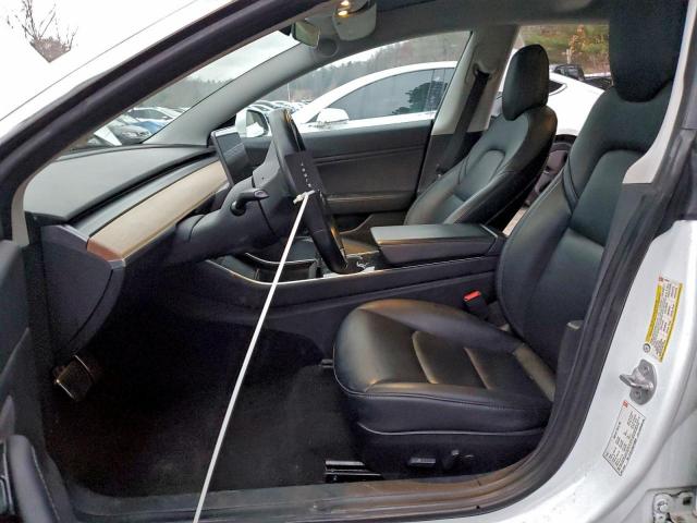 Tesla Model 3 Image 2