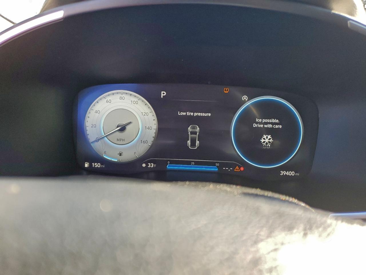 Hyundai SANTA FE Sel Premium Image 9