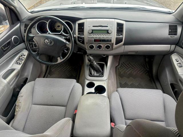 Toyota Tacoma Double Cab Image 10