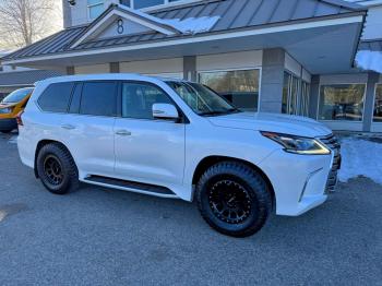  Salvage Lexus Lx570