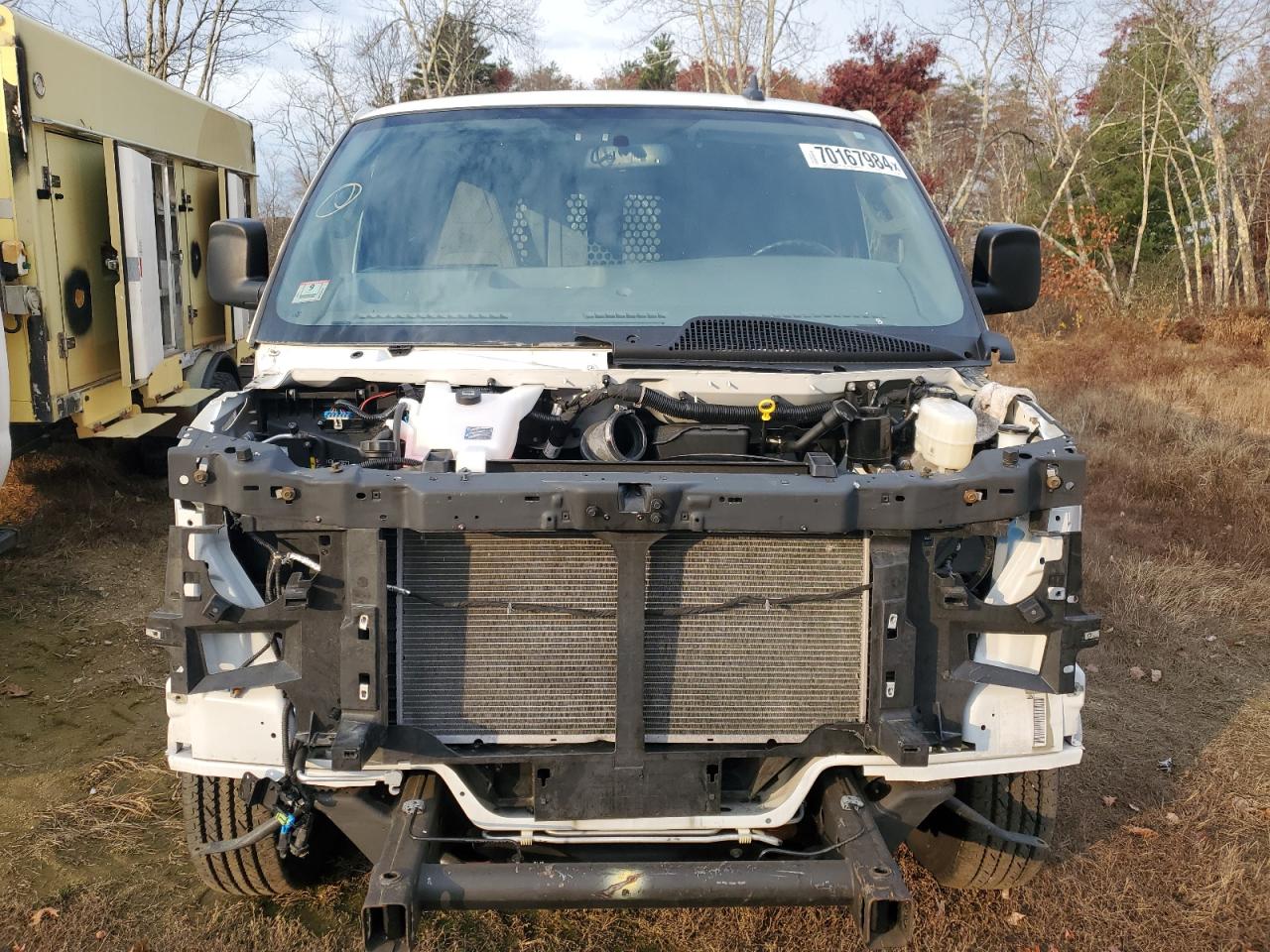 GMC Savana G2500 Image 10