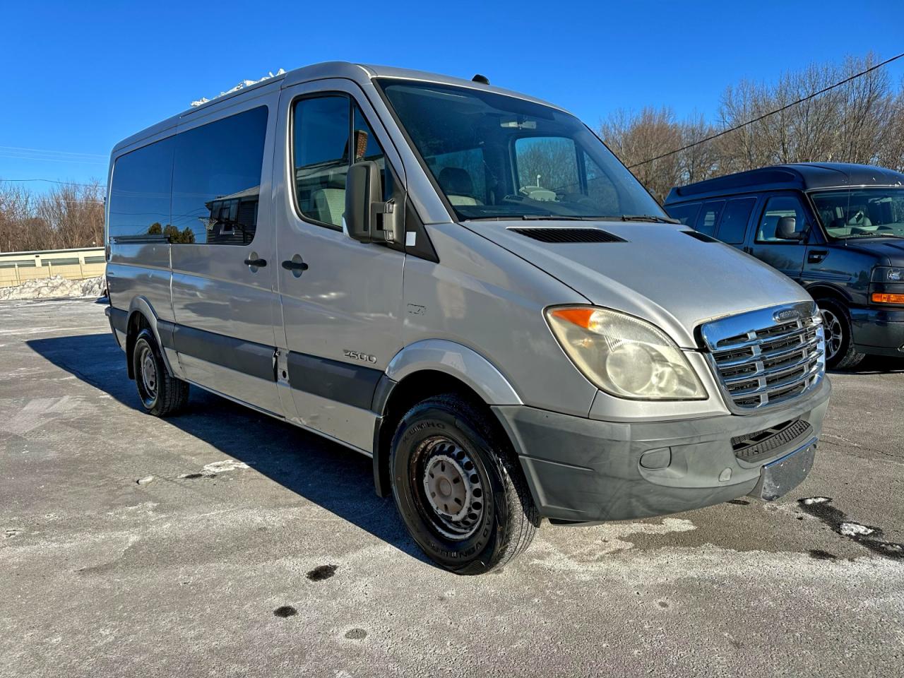 Freightliner Sprinter 2500 Image 4