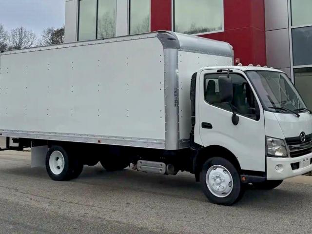  Salvage Hino 195