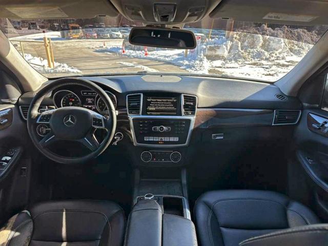 Mercedes-Benz M-Class 350 4matic Image 8