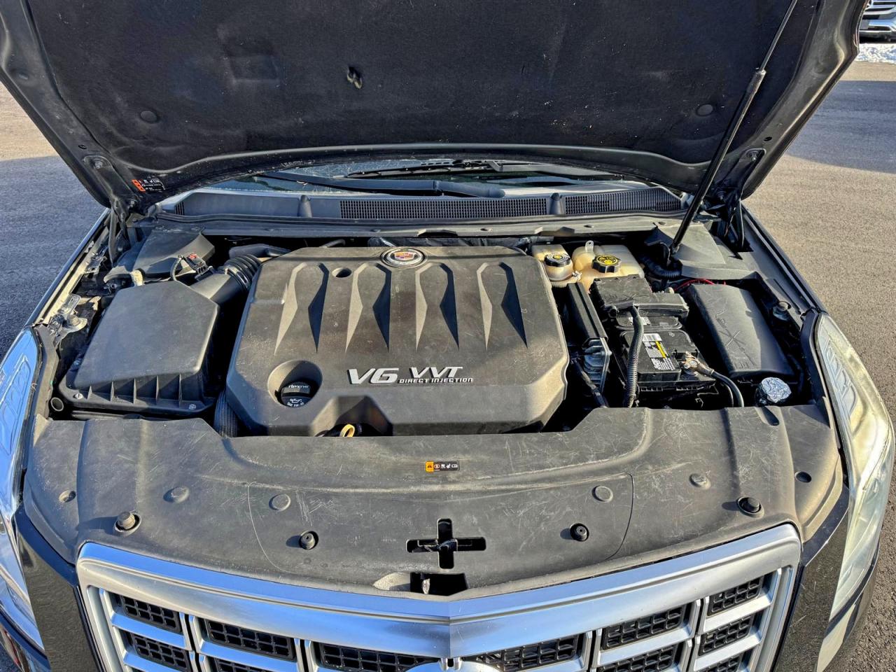 Cadillac XTS Luxury Image 2