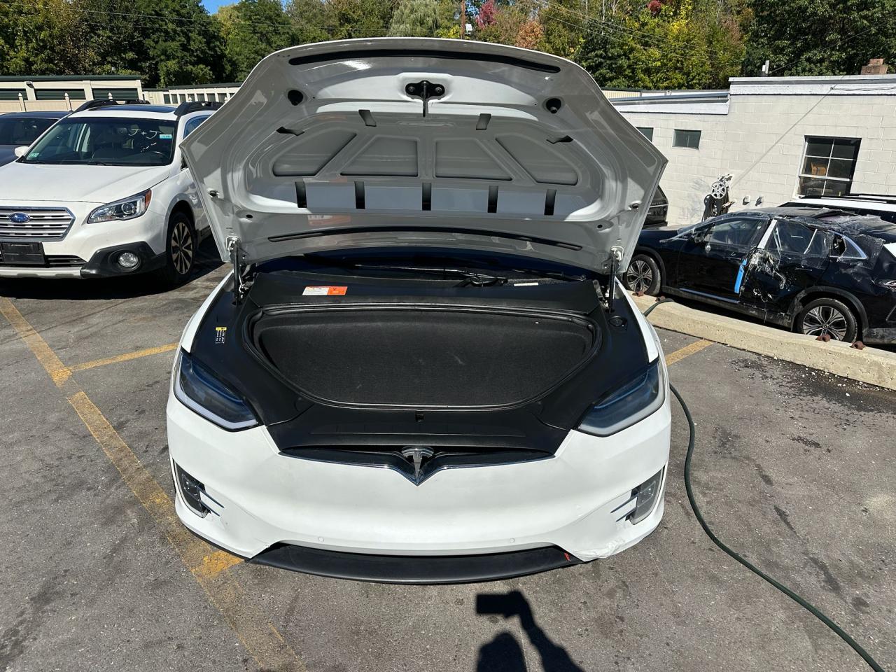 Tesla Model X Image 5