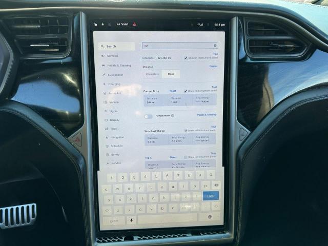 Tesla Model X Image 9