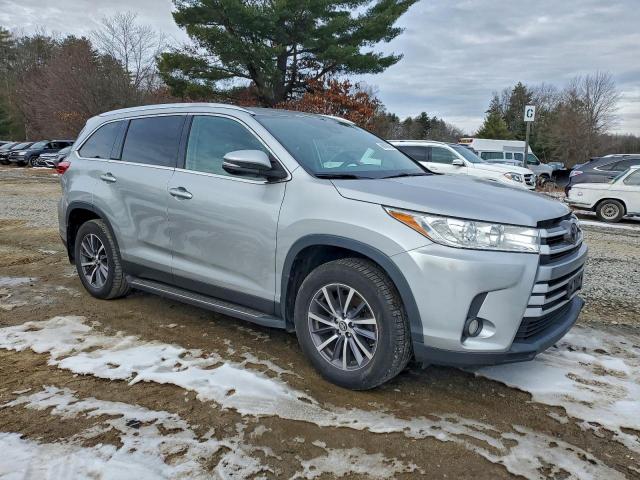 Toyota Highlander Se Image 4