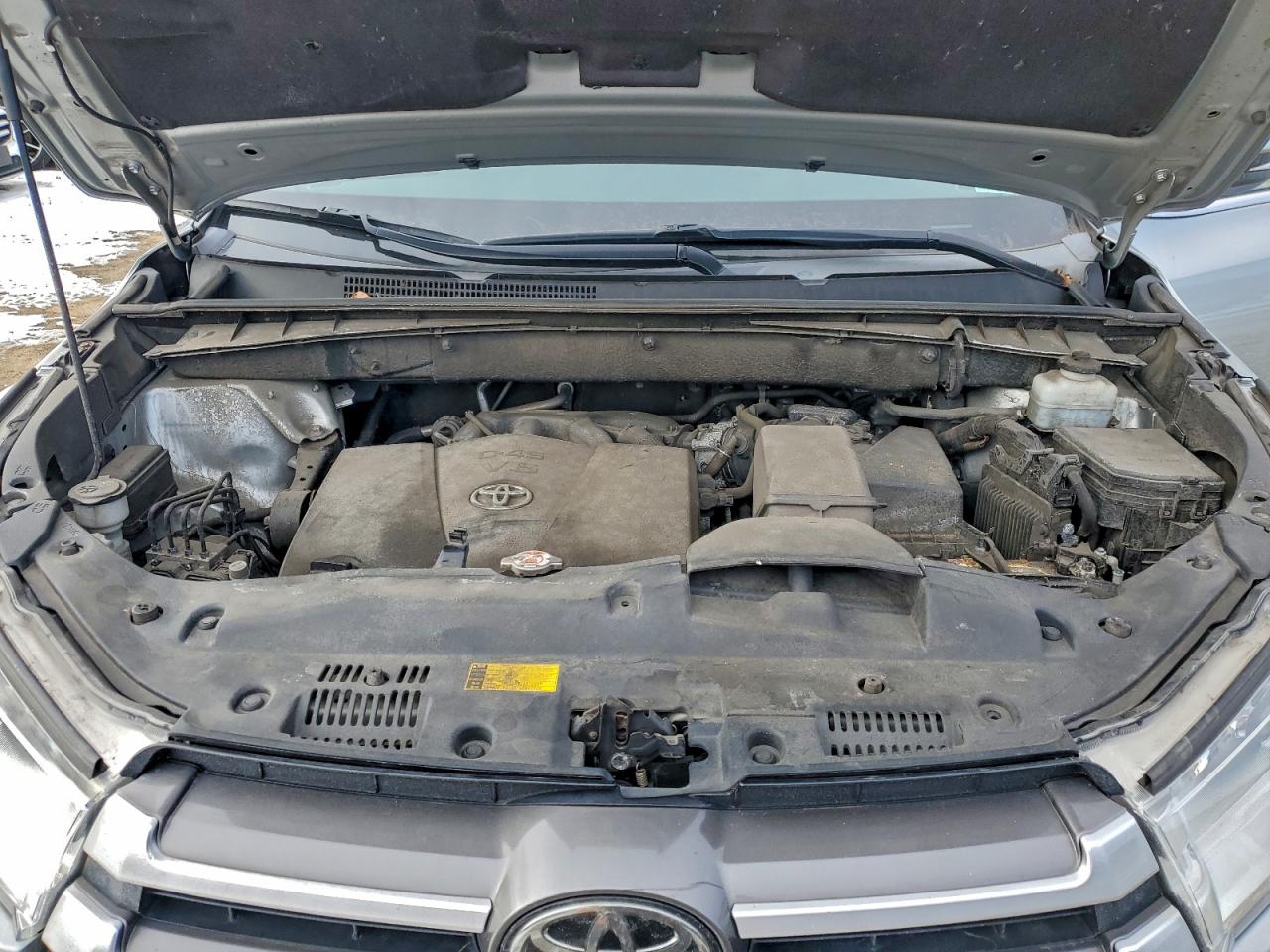 Toyota Highlander Se Image 8