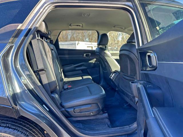 Kia Sorento S Image 4