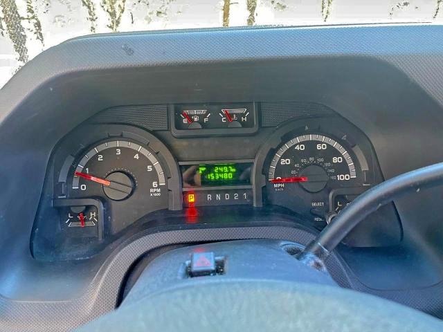 Ford Econoline E250 Van Image 9