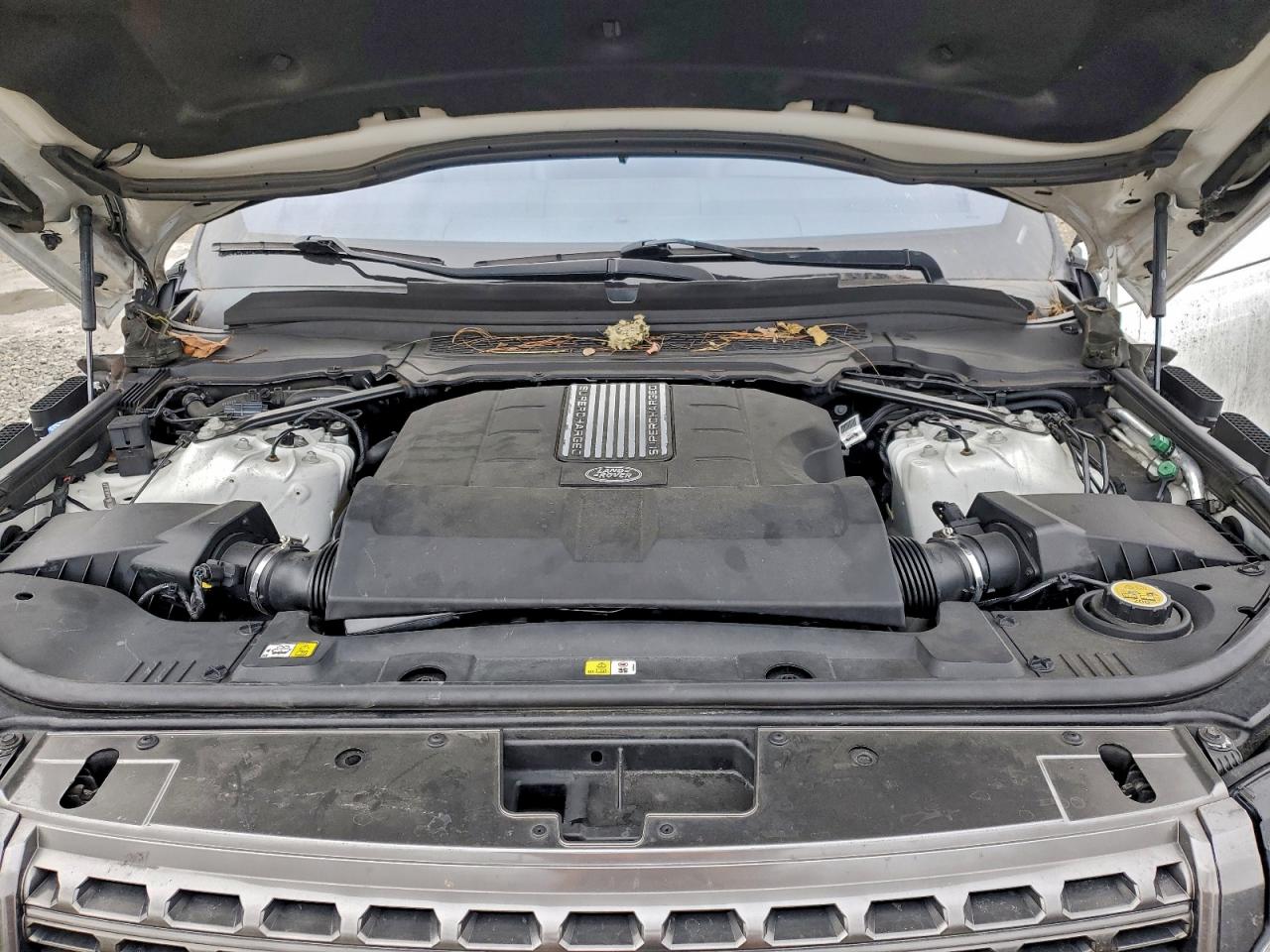 Land Rover Range Rover Image 10