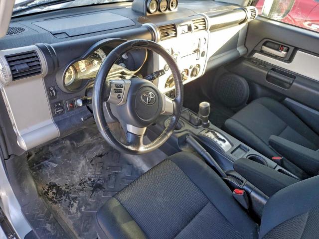 Toyota FJ Cruiser Image 2