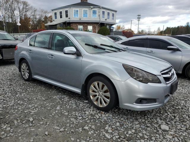 Subaru Legacy 3.6r Limited Image 11