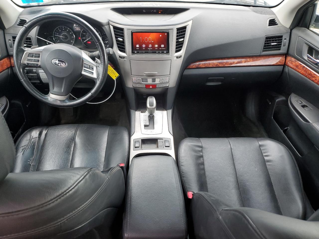 Subaru Legacy 3.6r Limited Image 8