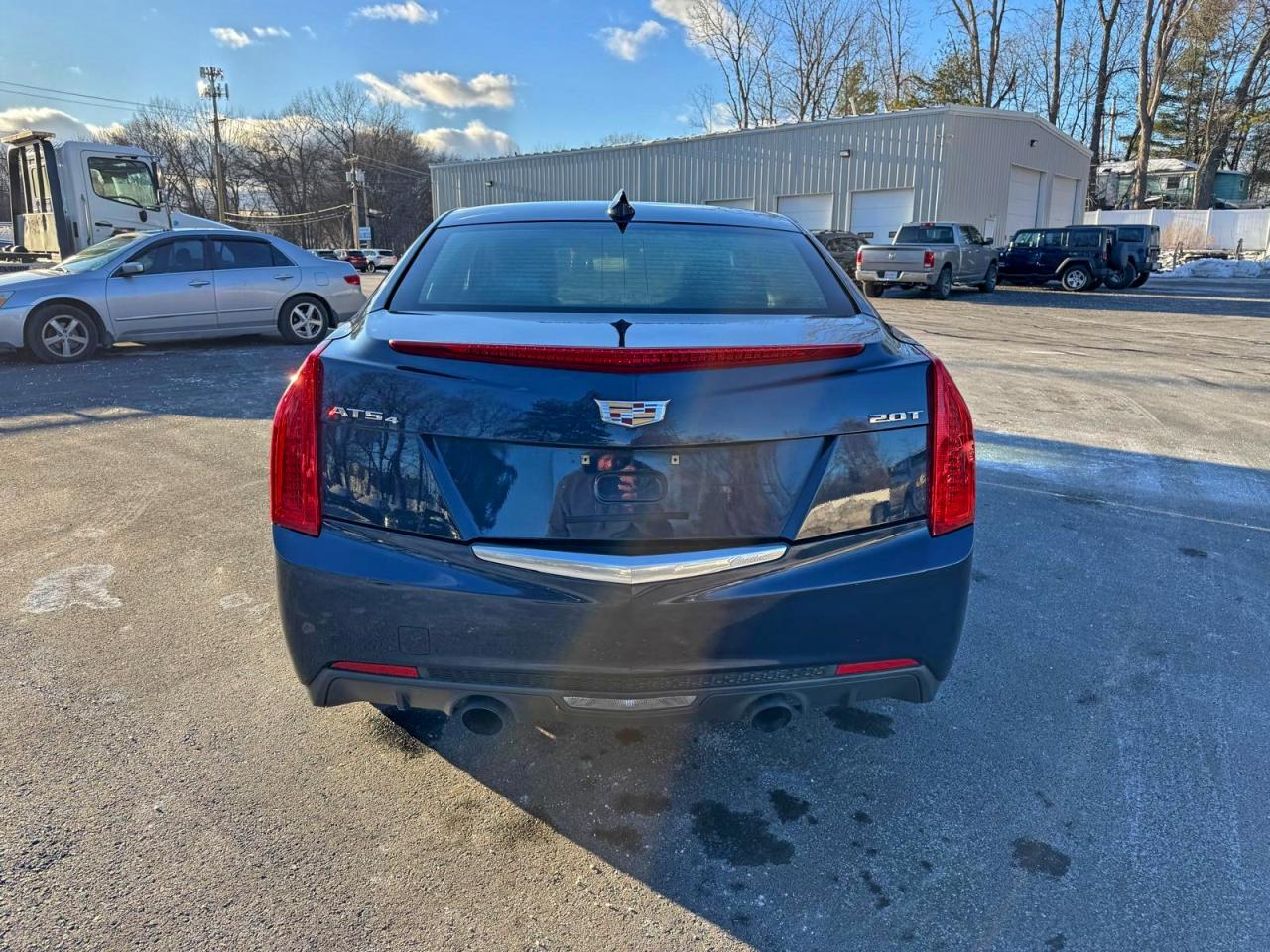 Cadillac ATS Image 2