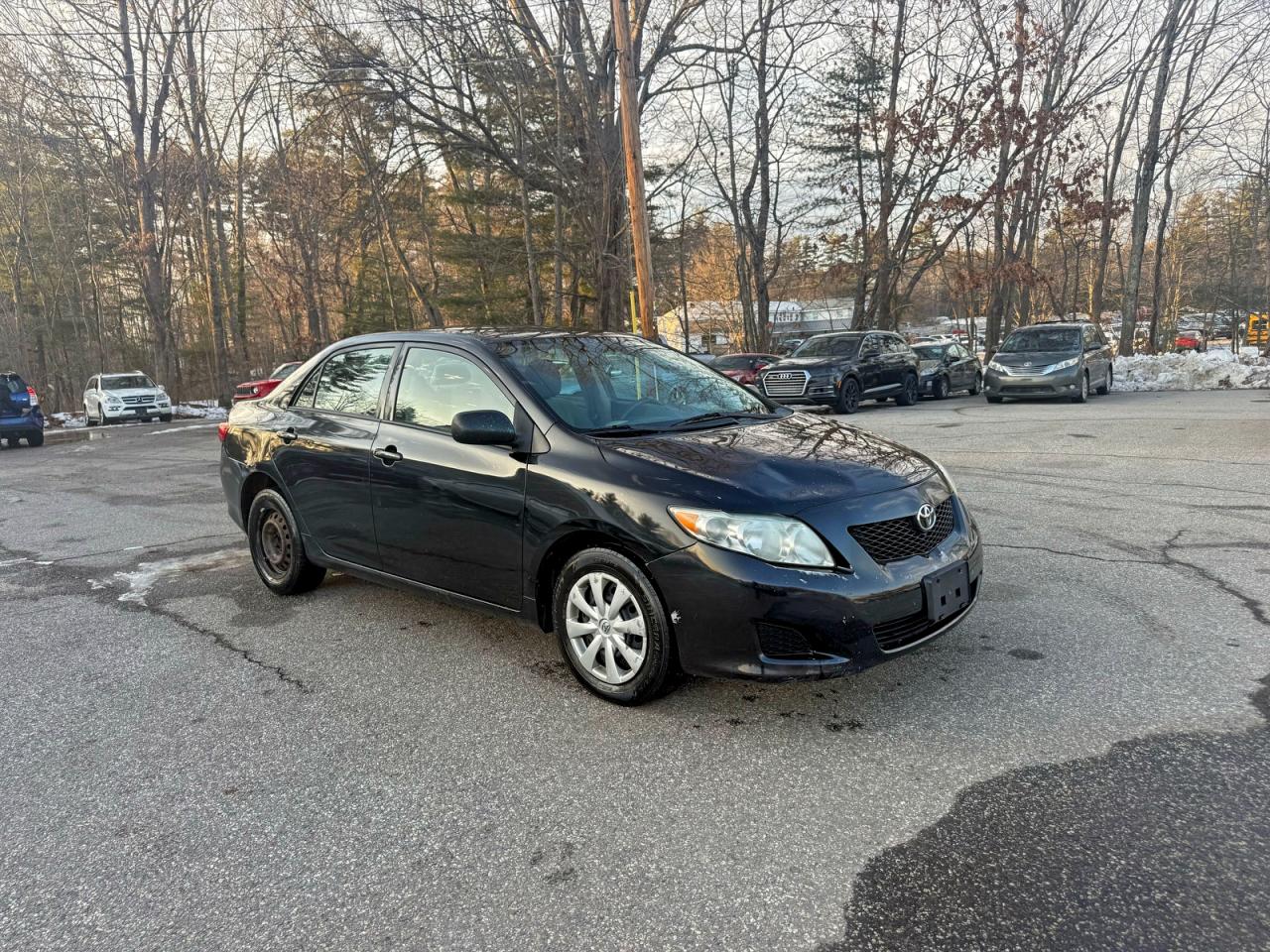 Toyota Corolla Base Image 1