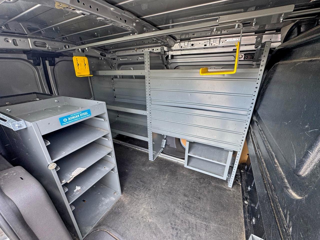 Ford Transit Xlt Image 5