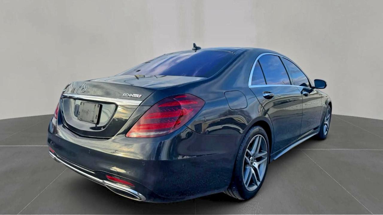 Mercedes-Benz S-Class 560 4matic Image 4