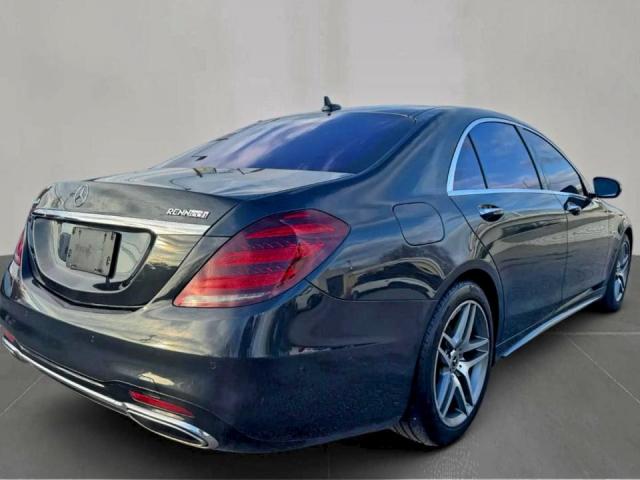 Mercedes-Benz S-Class 560 4matic Image 4