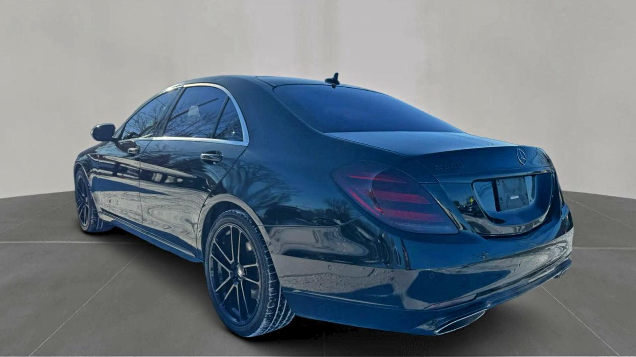 Mercedes-Benz S-Class 560 4matic Image 4
