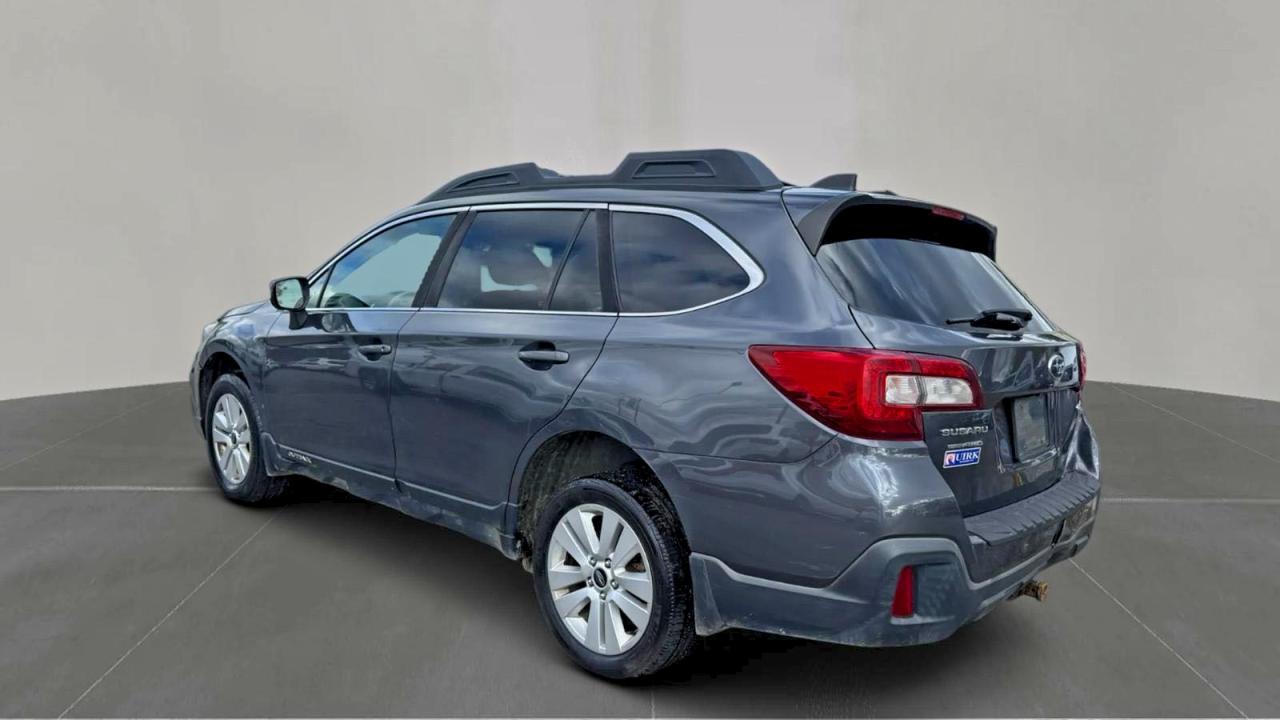 Subaru Outback 2.5i Premium Image 2