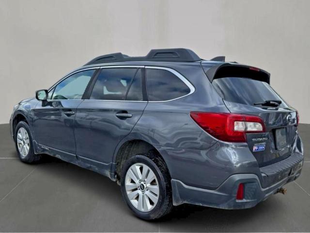 Subaru Outback 2.5i Premium Image 2