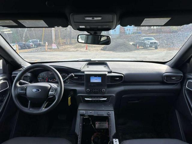 Ford Explorer Police Interceptor Image 9