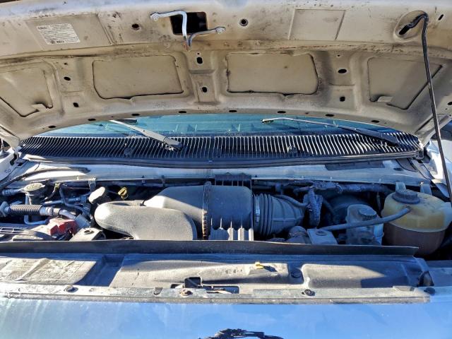 Ford Econoline E350 Super Duty Wagon Image 10